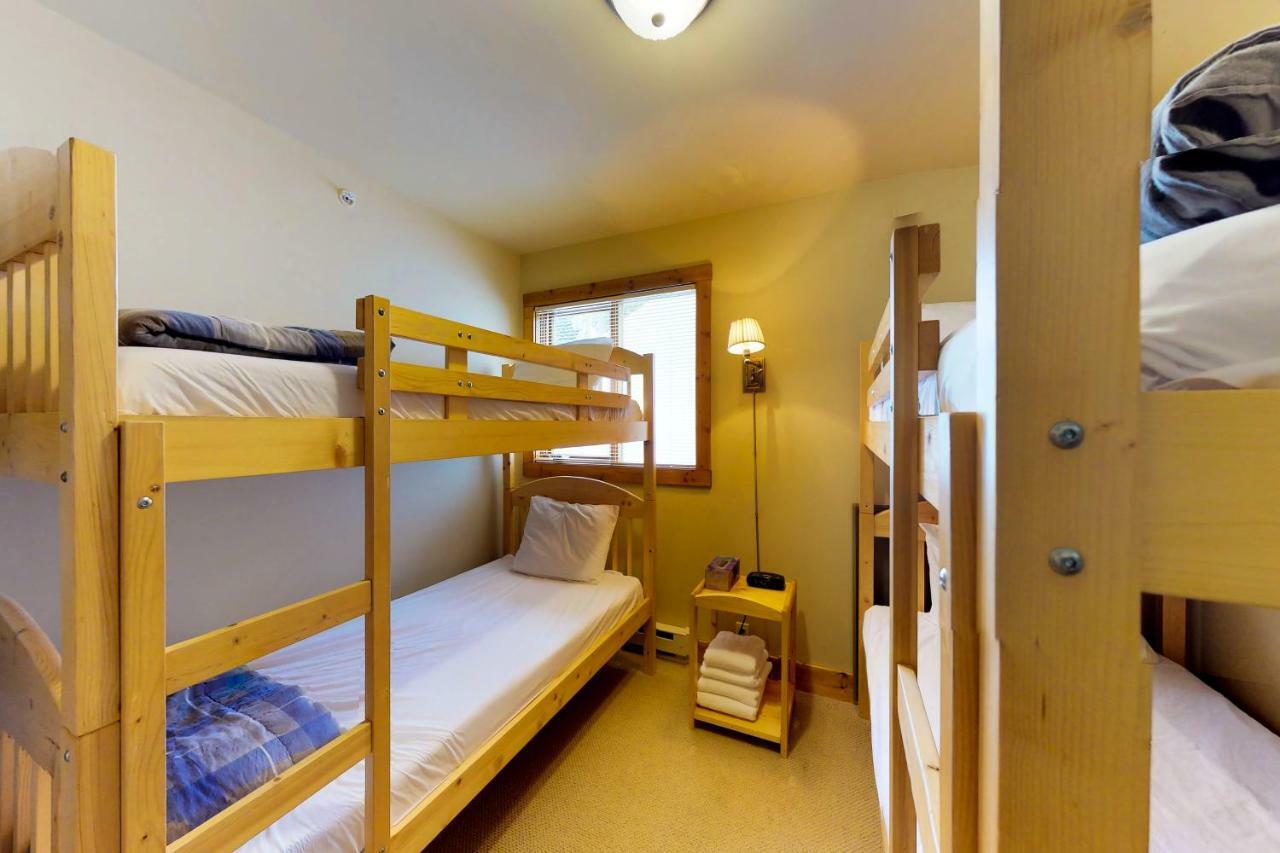 South Face B Apartment Big White Екстериор снимка