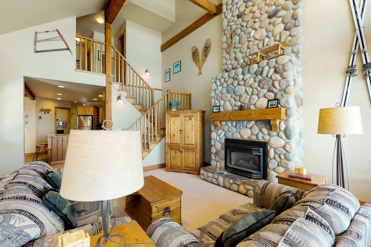 South Face B Apartment Big White Екстериор снимка